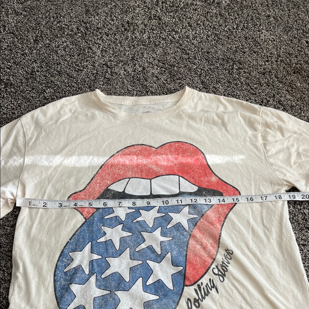 Women’s The Rolling Stones graphic T-Shirt - Picture 5 of 6